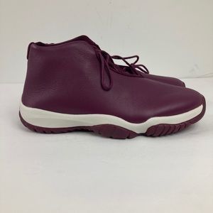 11 Out of Style Clothing Trends To Phase Out 11 Out of Style Clothing Trends To Phase Out